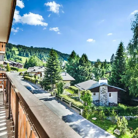 T2 + Coin Nuit, Balcon, Proche Pistes Et Centre, Ideal 6 Pers - Fr-1-685-43